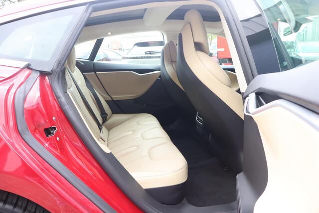 Tesla Model S 90D Base | SOH 85,6 % | Luchtvering | Elek Panoramadak | Convenience Pack | Pack Premium Plus