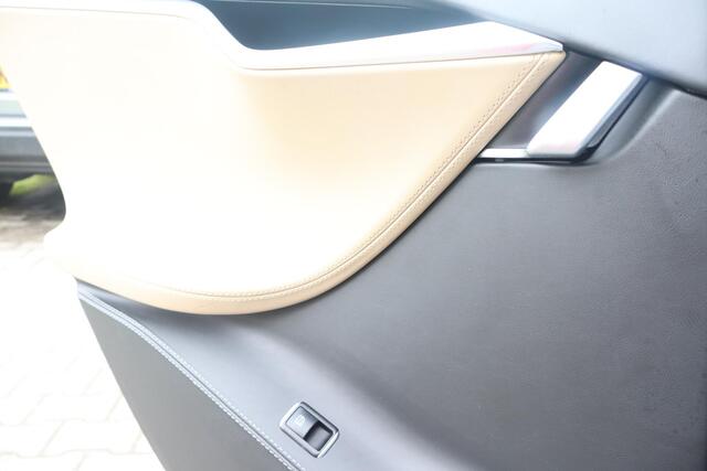 Tesla Model S 90D Base | SOH 85,6 % | Luchtvering | Elek Panoramadak | Convenience Pack | Pack Premium Plus