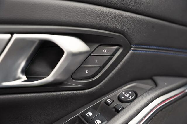 BMW 3-Serie Touring 330e M Sport [ M-stoelen Panorama HarmanKardon ACC ]