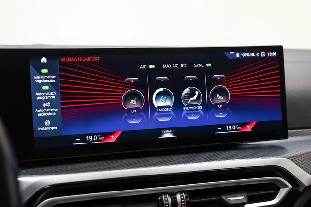BMW 3-Serie Touring 330e M Sport [ M-stoelen Panorama HarmanKardon ACC ]