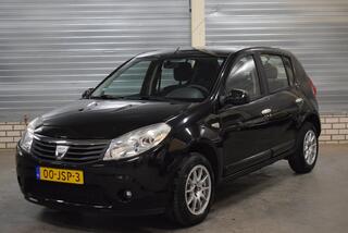 DACIA SANDERO 1.2 Laur�ate + Airco