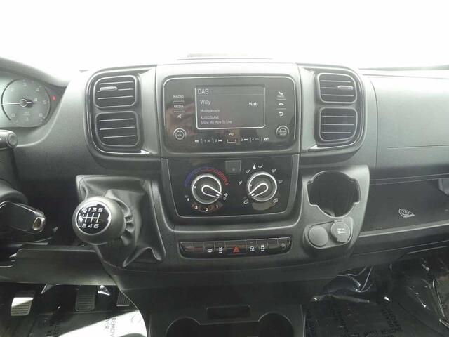 Peugeot Boxer 2.2 HDi L3H2 3pl. Airco, Camera, Carplay, Dab, Pdc  23926+Tva 