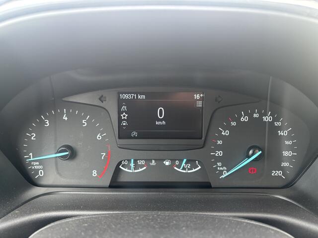 Ford Fiesta 1.0 EcoBoost ST-Line | Cruise control | Climate control | Pano/schuif dak |