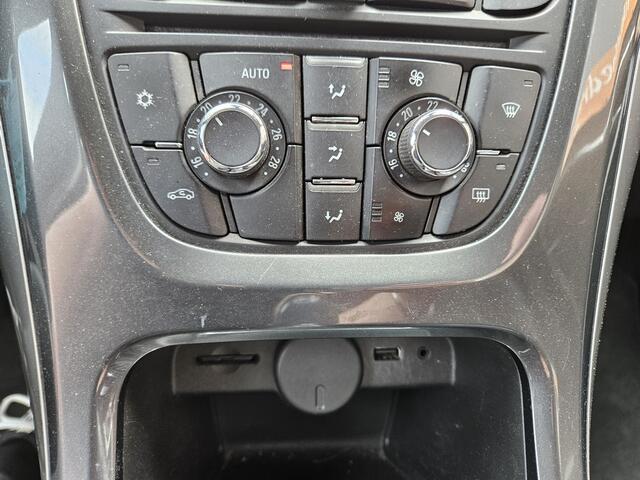 Opel Astra 1.4 Turbo Cosmo