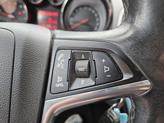 Opel Astra 1.4 Turbo Cosmo
