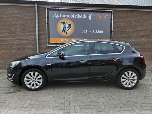 Opel Astra 1.4 Turbo Cosmo