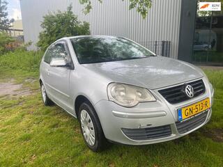 Volkswagen Polo (2002 - 2009)