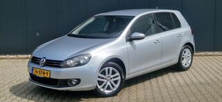 Volkswagen Golf VI