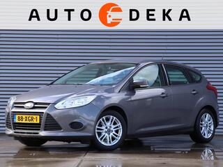 Ford Focus 1.0 EcoBoost Trend NavigatieParkeersens.Trekhaak