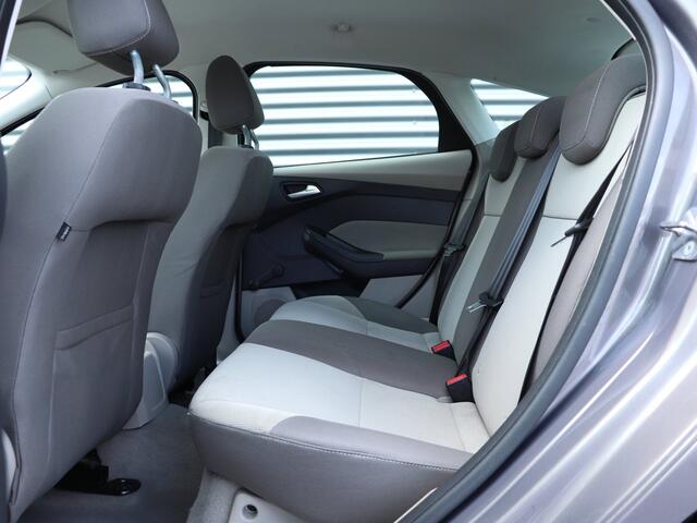 Ford Focus 1.0 EcoBoost Trend NavigatieParkeersens.Trekhaak