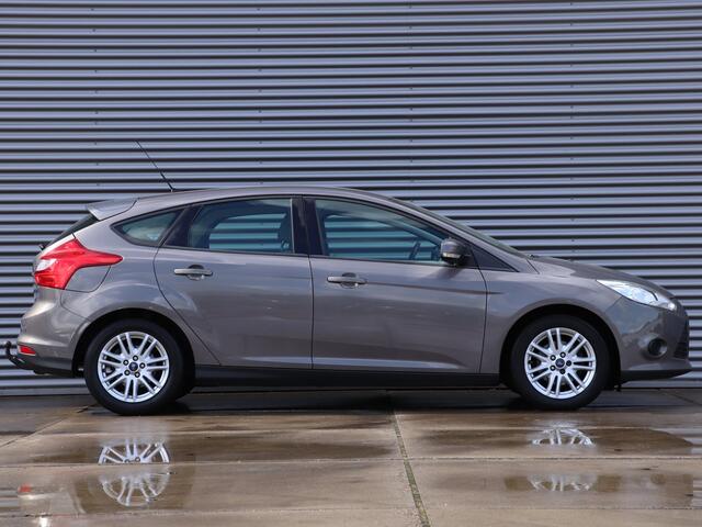 Ford Focus 1.0 EcoBoost Trend NavigatieParkeersens.Trekhaak