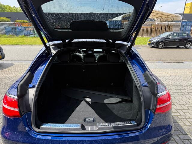 Mercedes-Benz GLC Coup� 250 4MATIC Business Solution AMG | 1E EIGENAAR | 12MND GARANTIE | SCHUIFDAK | BURMESTER | AIRCO | ACC | TREKHAAK | CARPLAY | LED | SFEER |