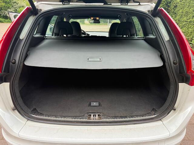 Volvo XC60 2.4 D5 R-Design