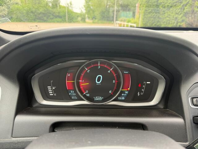 Volvo XC60 2.4 D5 R-Design