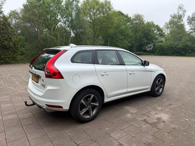 Volvo XC60 2.4 D5 R-Design