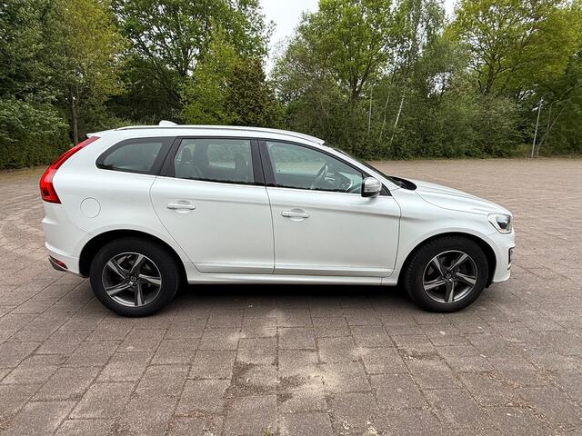 Volvo XC60 2.4 D5 R-Design