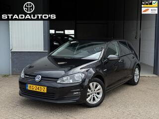 Volkswagen Golf VII