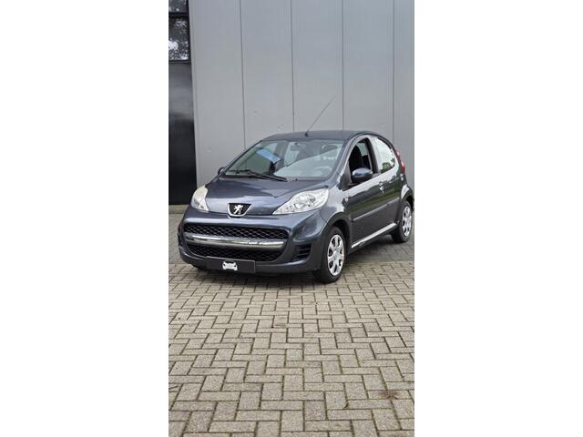 Peugeot 107 1.0-12V XS / APPLE CARPLAY  / e Koppeling / + onderhoudsbeurt / 1 Jaar APK/ 5-deurs /