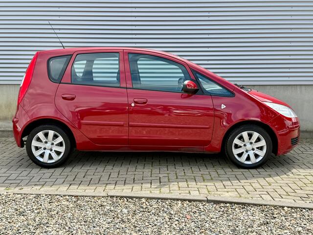 Mitsubishi Colt 1.3 Invite Automaat [ airco,audio,lmv ]