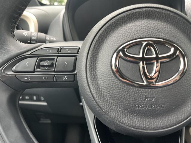 Toyota Aygo X 1.0 VVT-i S-CVT Pulse | Airconditioning | Stoelverwarming | Licht metalen velgen | Bi-tone exterieur |