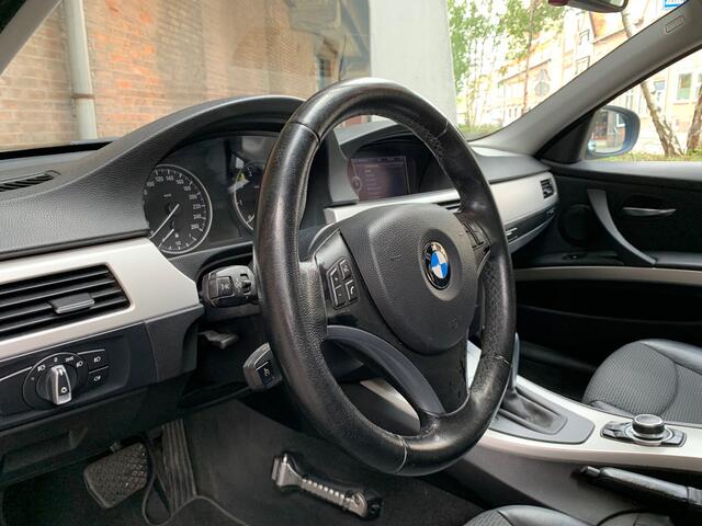 BMW 3-Serie Touring 318i Business Line|Automaat|Navigatie|Climate Control|