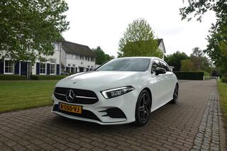 MERCEDES-BENZ A-KLASSE 180 AMG Line