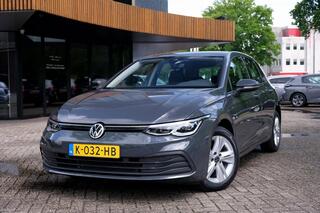 VOLKSWAGEN GOLF 1.0 eTSI Life Business|Rijklaar!|ACC|Massage|Camera|Carplay/AndroidAuto|Sfeerverlichting