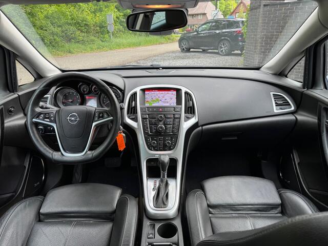Opel Astra 1.6 Turbo OPC Line Xenon 19'' LMV Navigatie Cruise Control LEDER AUTOMAAT