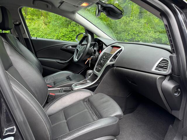 Opel Astra 1.6 Turbo OPC Line Xenon 19'' LMV Navigatie Cruise Control LEDER AUTOMAAT