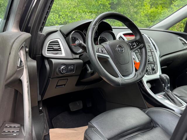 Opel Astra 1.6 Turbo OPC Line Xenon 19'' LMV Navigatie Cruise Control LEDER AUTOMAAT