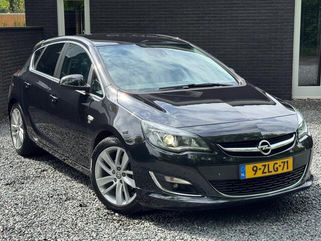 Opel Astra 1.6 Turbo OPC Line Xenon 19'' LMV Navigatie Cruise Control LEDER AUTOMAAT