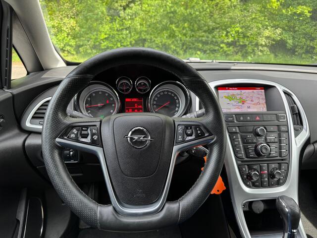 Opel Astra 1.6 Turbo OPC Line Xenon 19'' LMV Navigatie Cruise Control LEDER AUTOMAAT