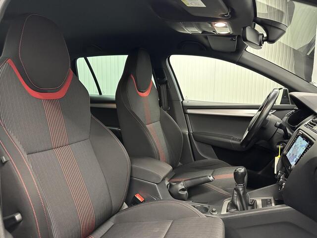 Skoda Octavia Combi 1.0 TSI Greentech Sport Business TREKHAAK CARPLAY NAVI ECC CRUISE.