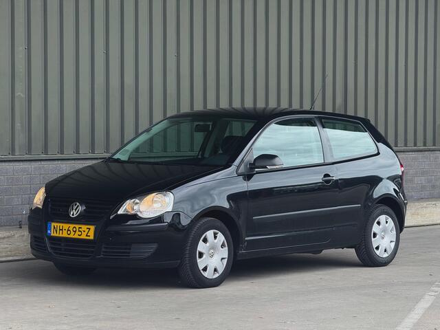 Volkswagen Polo 1.4 / Automaat / e APK / 16V Trendline