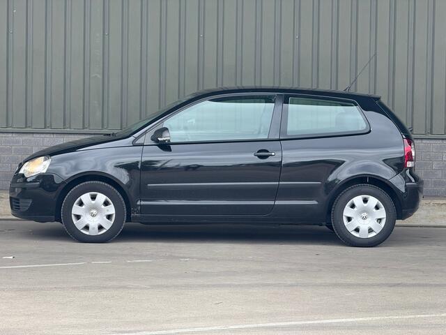 Volkswagen Polo 1.4 / Automaat / e APK / 16V Trendline