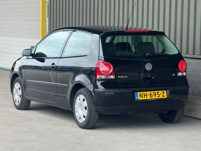 Volkswagen Polo 1.4 / Automaat / e APK / 16V Trendline