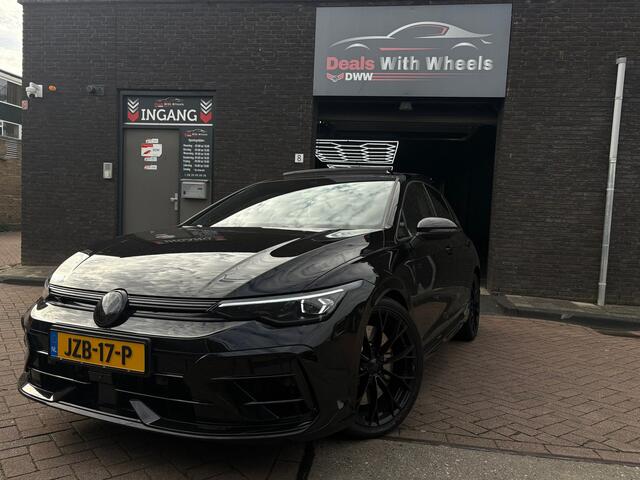 Volkswagen Golf 8.5 2.0 TSI 4Motion R Black Edition