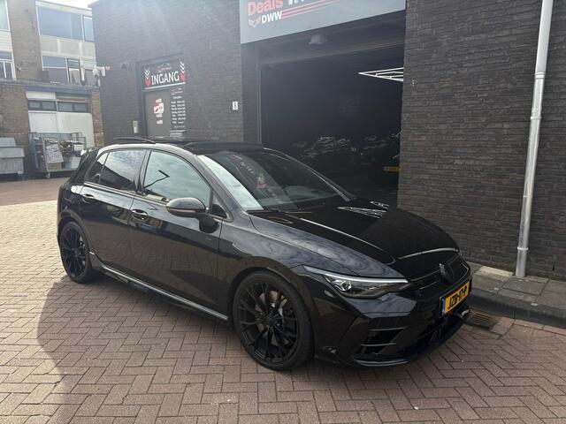 Volkswagen Golf 8.5 2.0 TSI 4Motion R Black Edition
