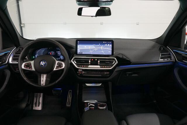 BMW X3 iX3 Executive 80 kWh M-Sport | Panoramadak | Elektr. Trekhaak | Driving Assistant Professional