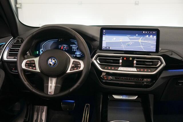 BMW X3 iX3 Executive 80 kWh M-Sport | Panoramadak | Elektr. Trekhaak | Driving Assistant Professional