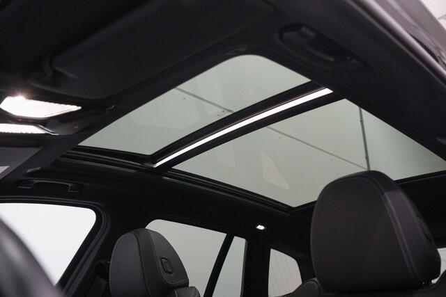 BMW X3 iX3 Executive 80 kWh M-Sport | Panoramadak | Elektr. Trekhaak | Driving Assistant Professional