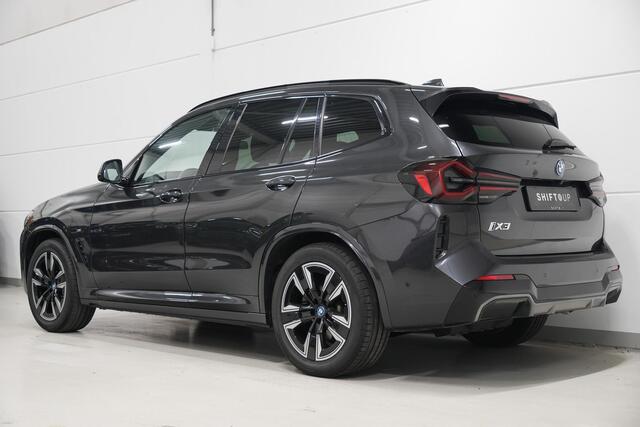 BMW X3 iX3 Executive 80 kWh M-Sport | Panoramadak | Elektr. Trekhaak | Driving Assistant Professional