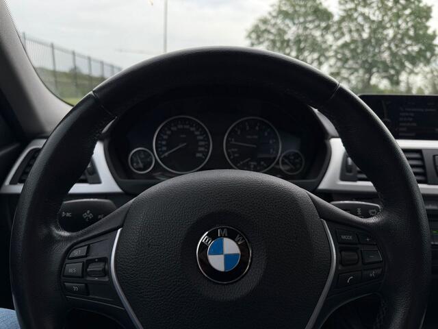BMW 3-Serie Touring 320i High Executive