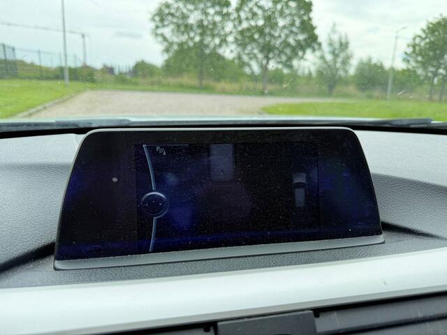 BMW 3-Serie Touring 320i High Executive