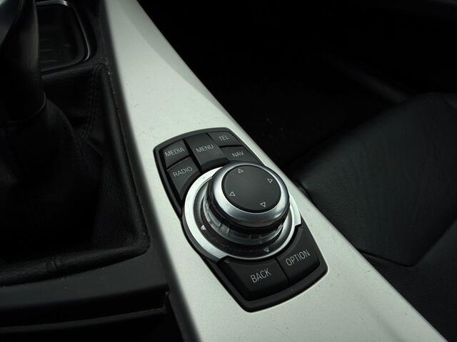BMW 3-Serie Touring 320i High Executive