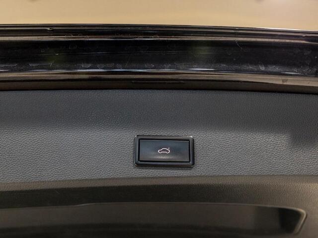 Seat Ateca FR 150pk / Trekhaak / Panoramadak / Camera / Adaptieve cruise control