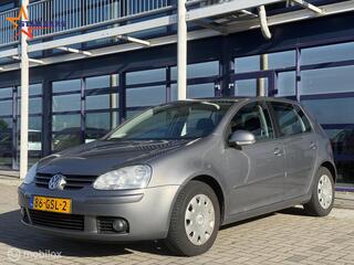 Volkswagen Golf VI