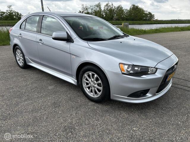 Mitsubishi Lancer Sportback 1.6 Limited Edition , Trekhaak