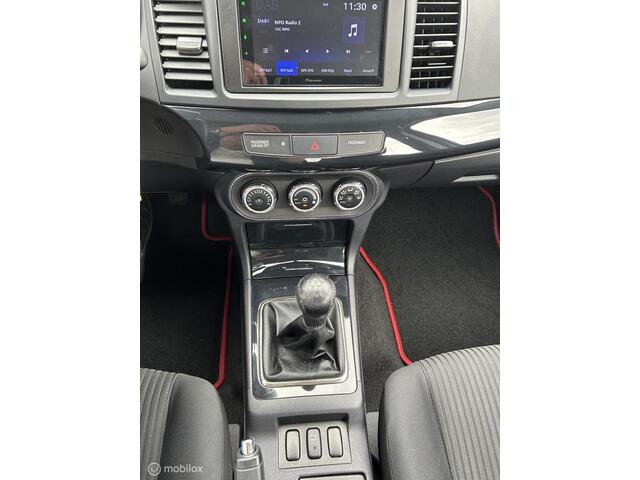 Mitsubishi Lancer Sportback 1.6 Limited Edition , Trekhaak