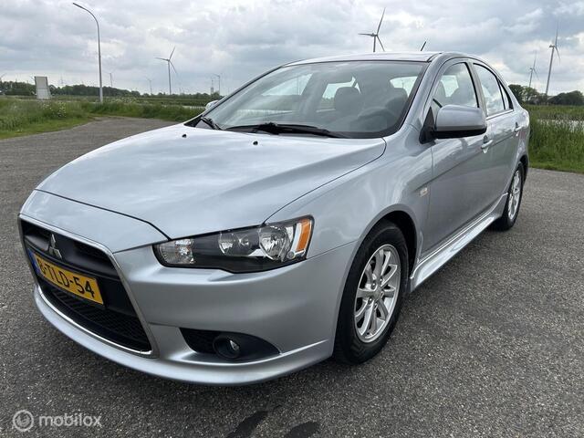 Mitsubishi Lancer Sportback 1.6 Limited Edition , Trekhaak